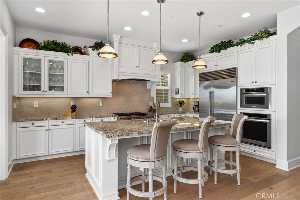 4762 Oceanridge Drive