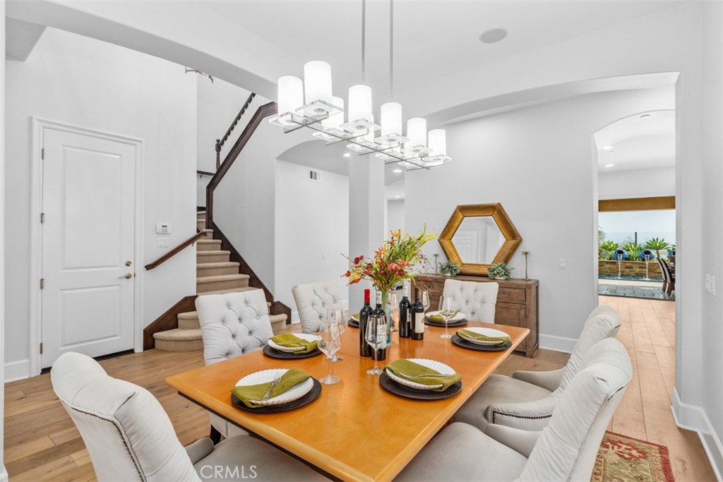 4762 Oceanridge Drive