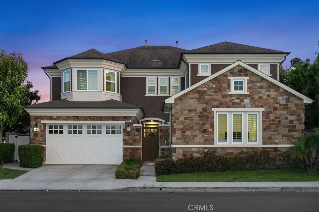 4762 Oceanridge Drive