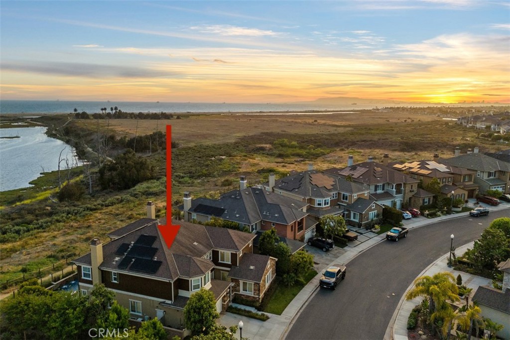 4762 Oceanridge Drive