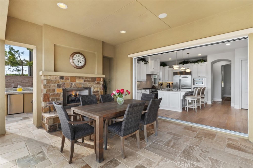 4762 Oceanridge Drive