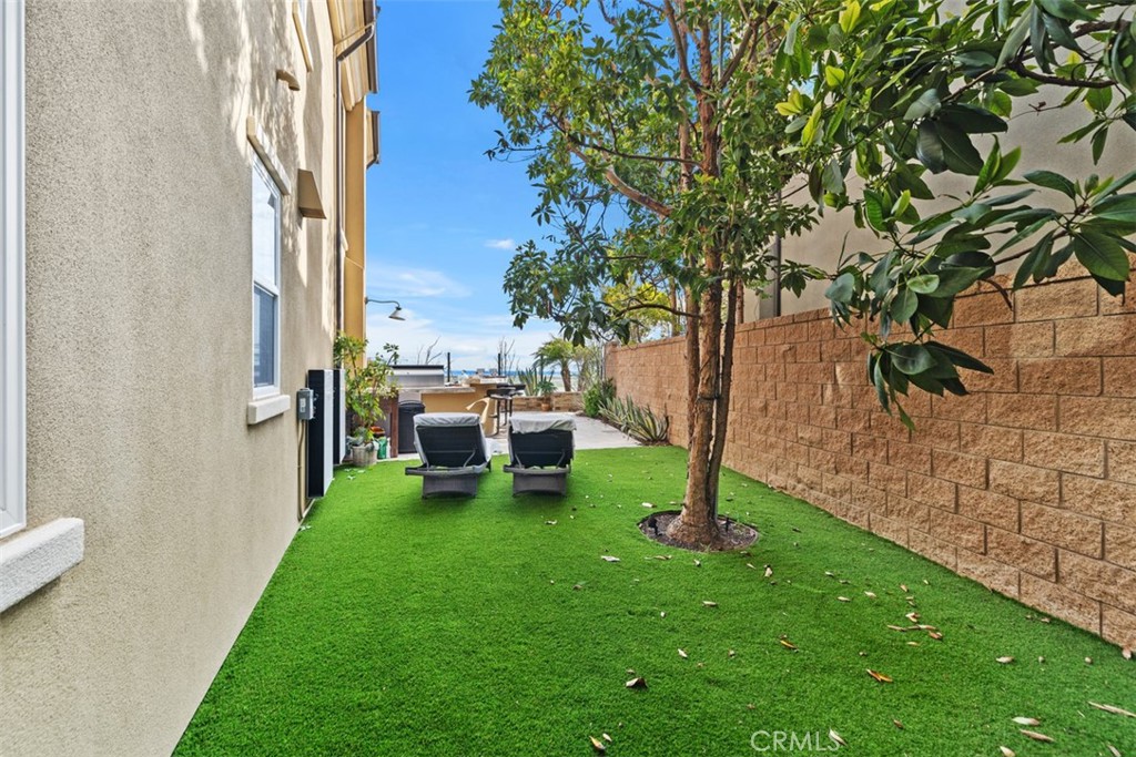 4762 Oceanridge Drive