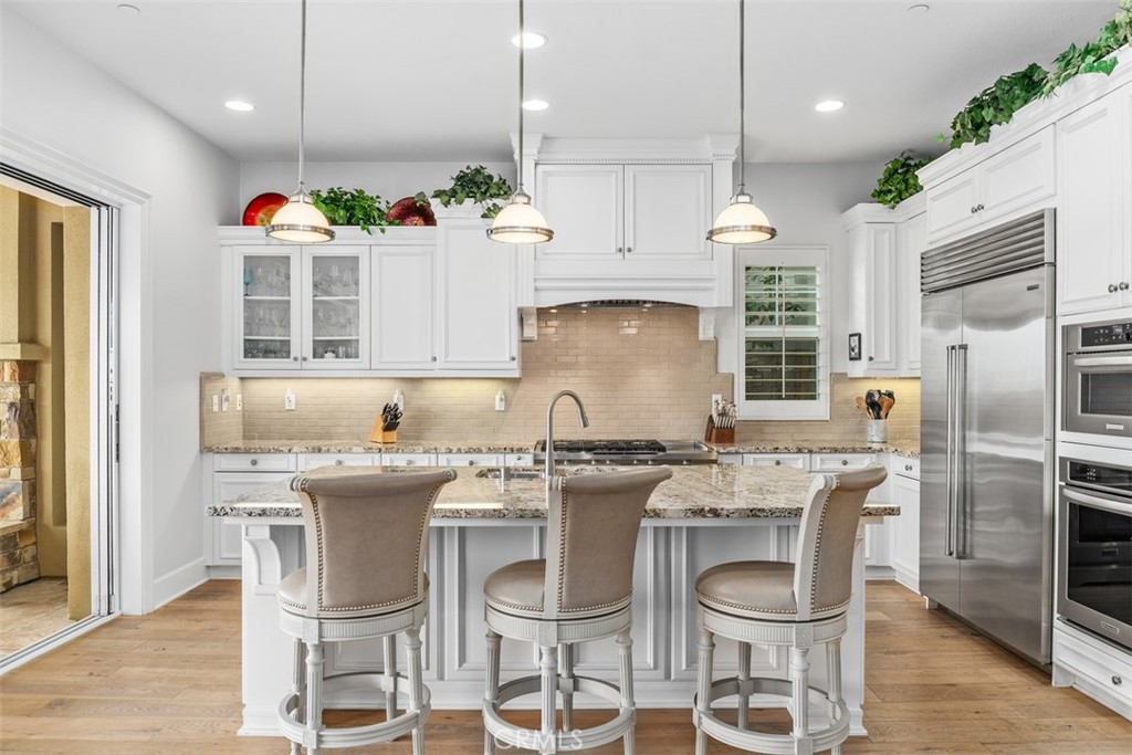 4762 Oceanridge Drive