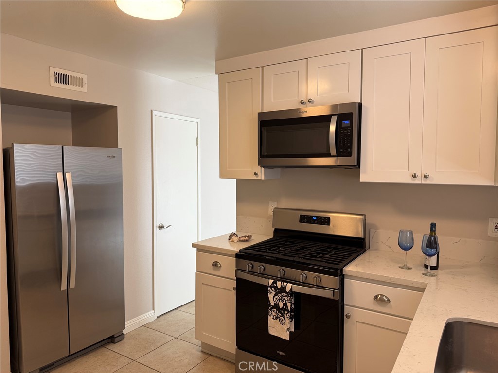 1935 Orange Avenue 2