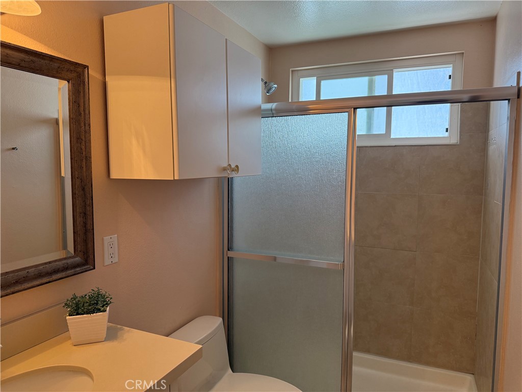 514 .5 Marigold Ave 1/2B