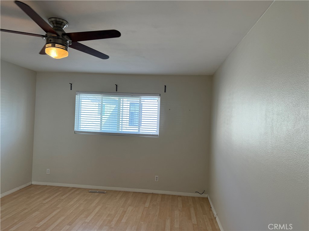 514 .5 Marigold Ave 1/2B