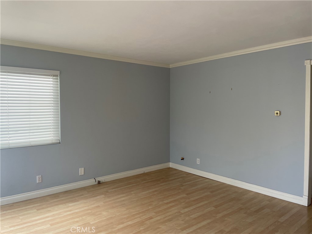 514 .5 Marigold Ave 1/2B