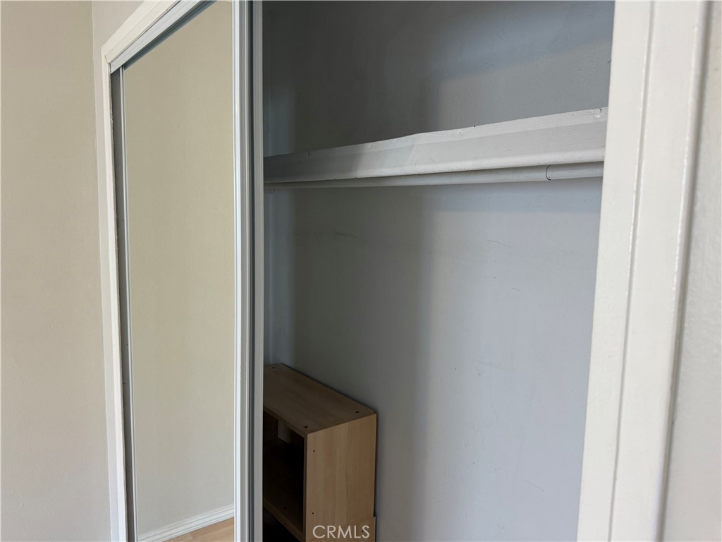 514 .5 Marigold Ave 1/2B