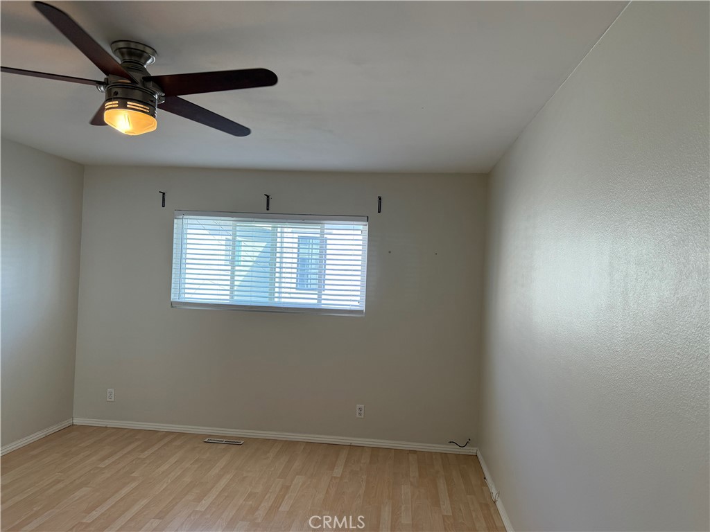 514 .5 Marigold Ave 1/2B