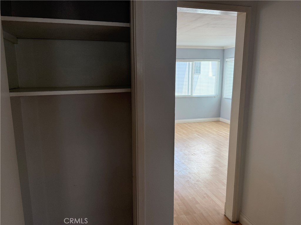 514 .5 Marigold Ave 1/2B