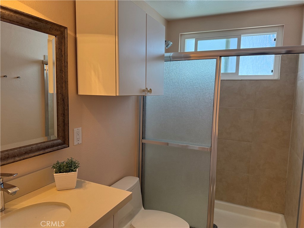 514 .5 Marigold Ave 1/2B