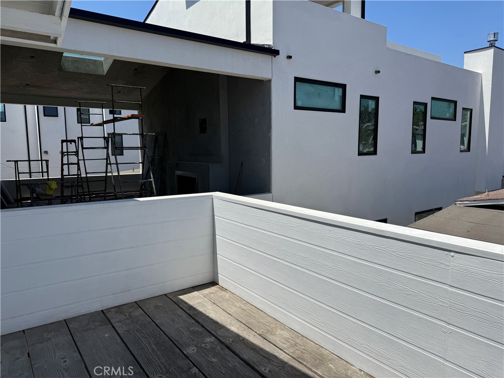 514 .5 Marigold Ave 1/2B