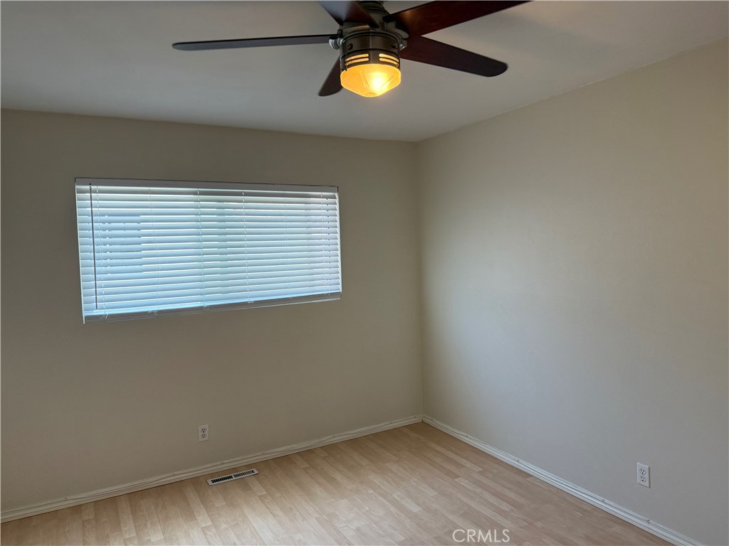 514 .5 Marigold Ave 1/2B