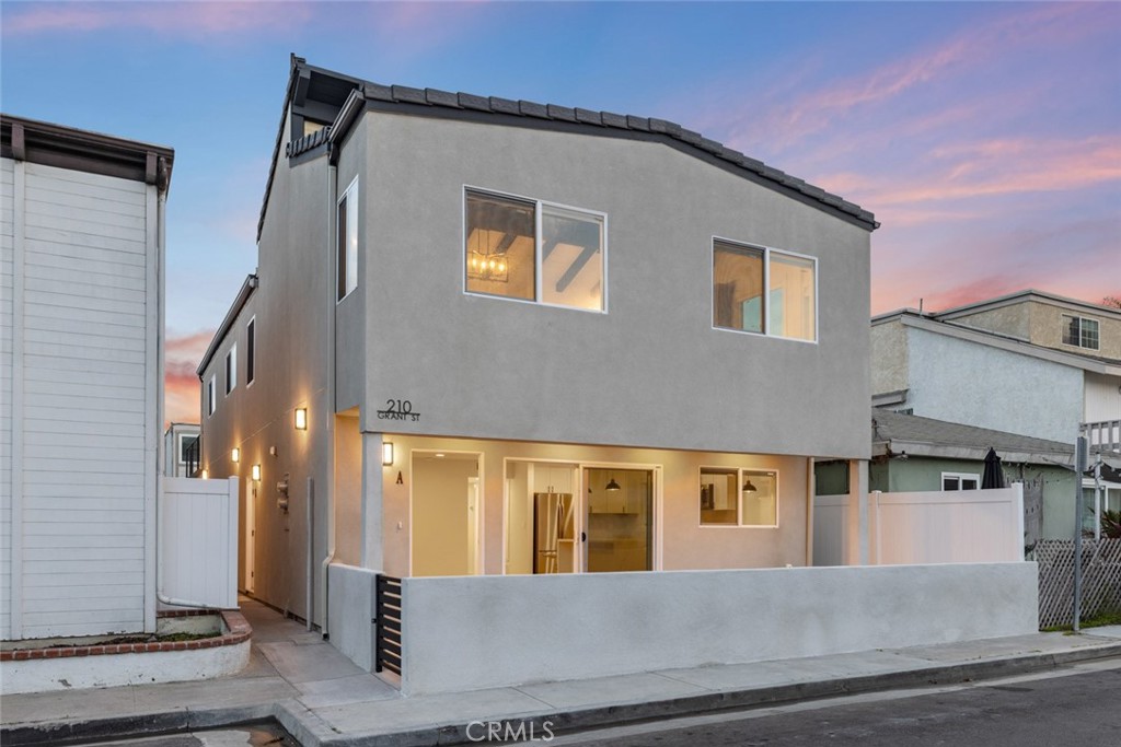 210 Grant Street A