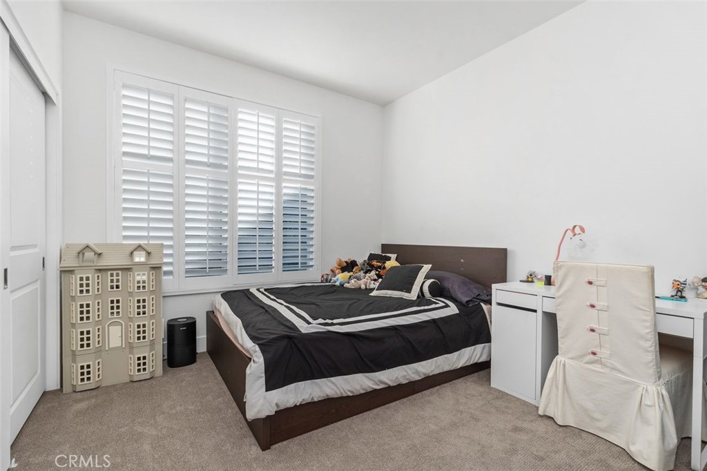 150 The Promenade N 202