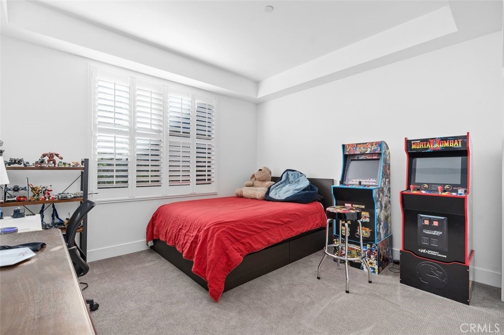 150 The Promenade N 202