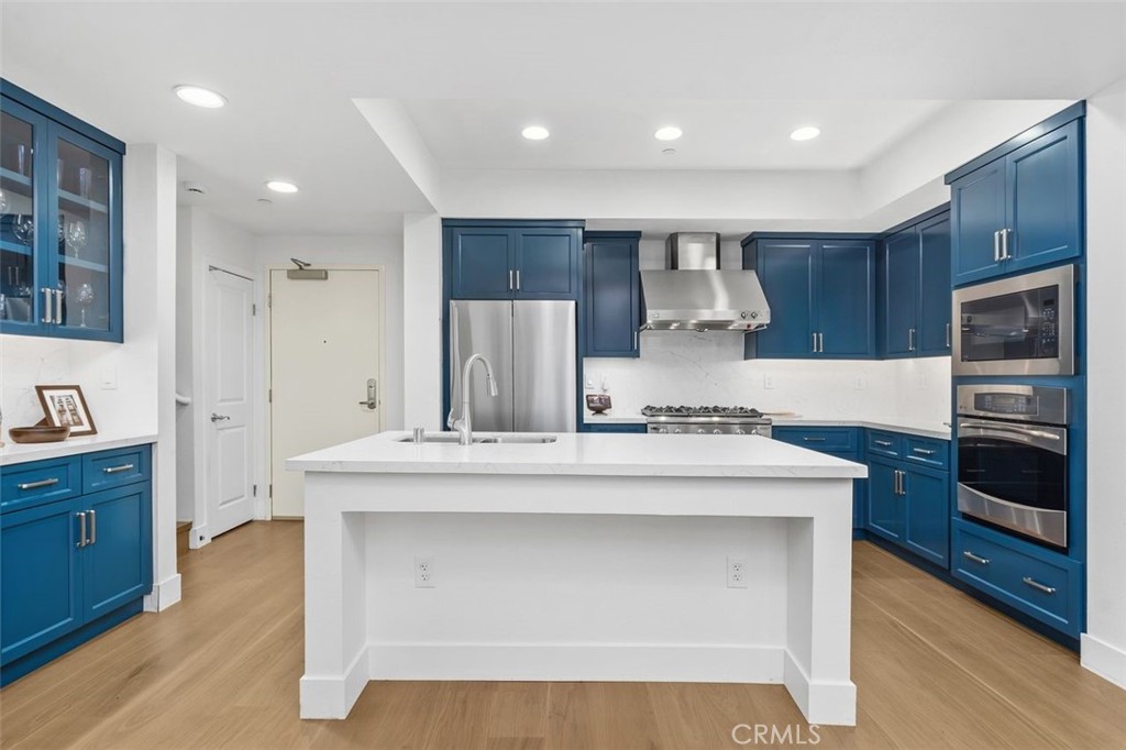 150 The Promenade N 202