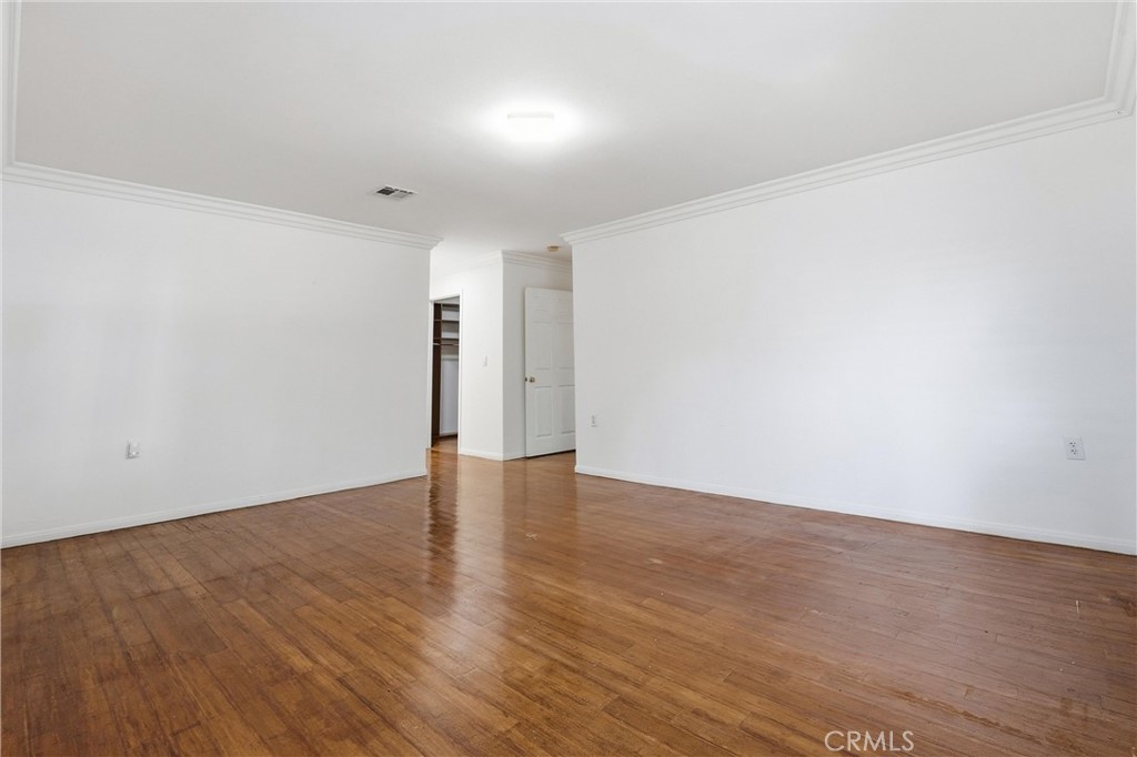 330 Moore
