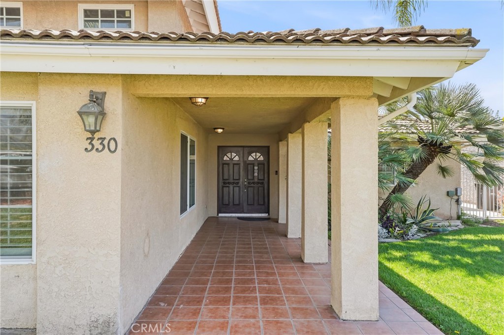 330 Moore