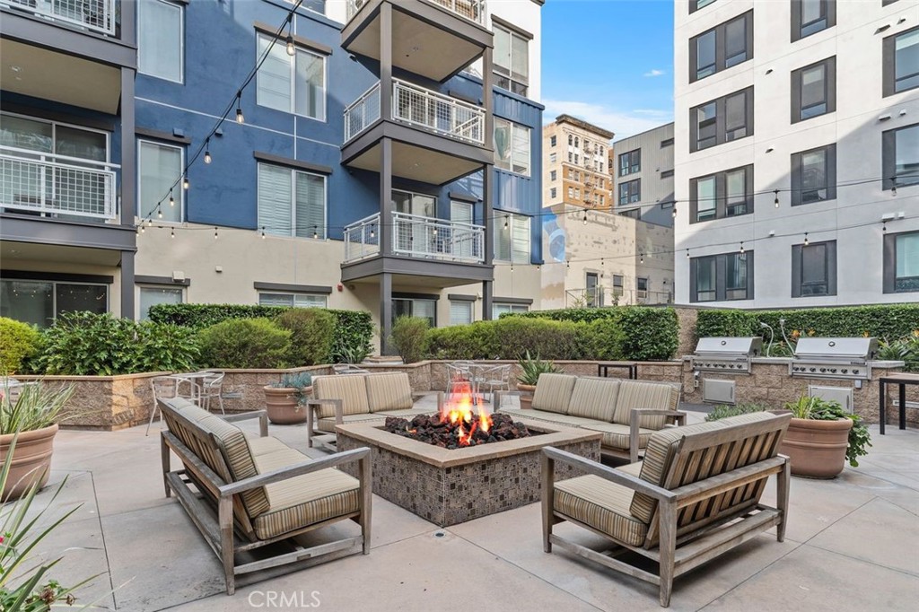 150 The Promenade N 202