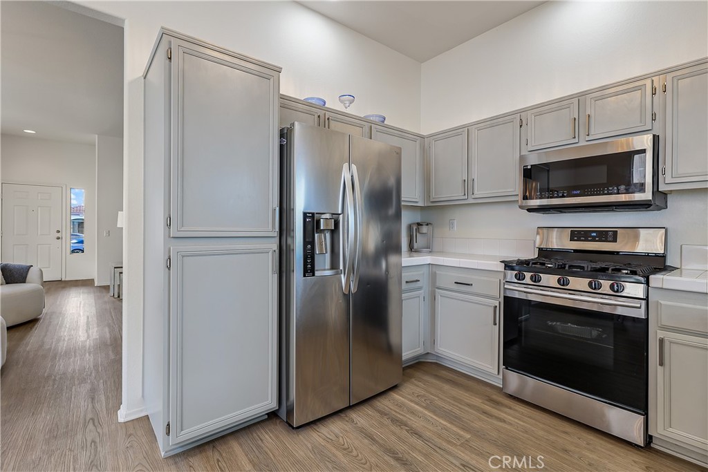 3955 Escala cove