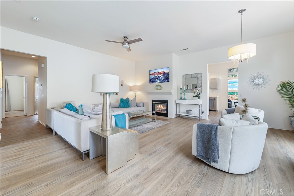 3955 Escala cove