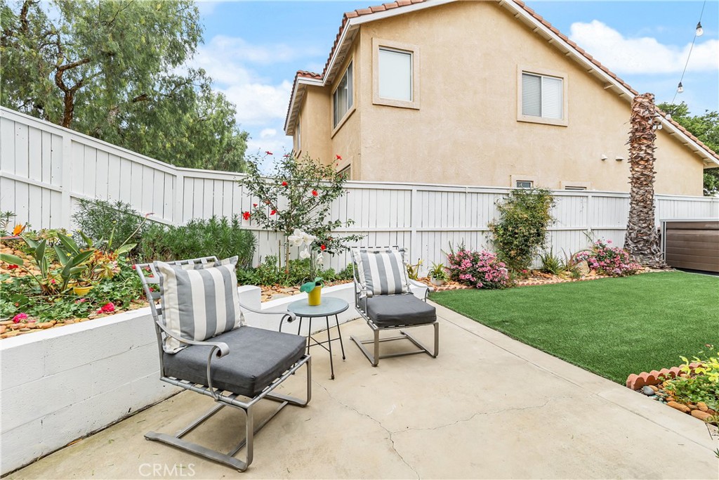 3955 Escala cove