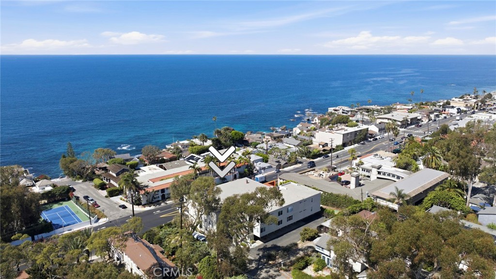 240 Moss Street 8