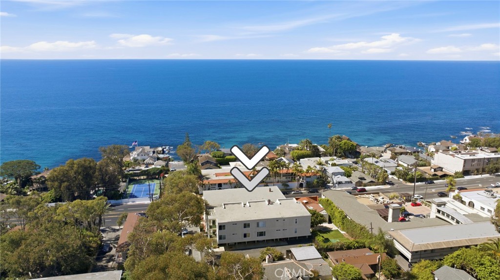 240 Moss Street 8
