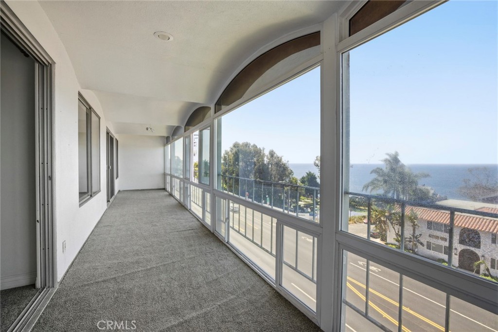 240 Moss Street 8