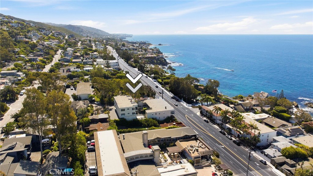240 Moss Street 8