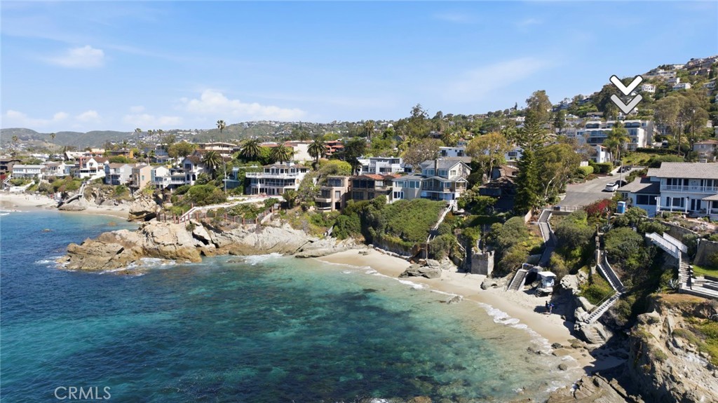 240 Moss Street 8