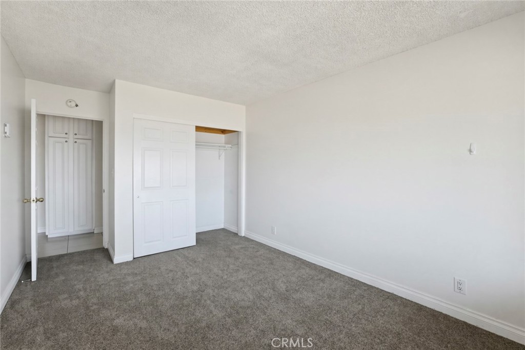 240 Moss Street 8