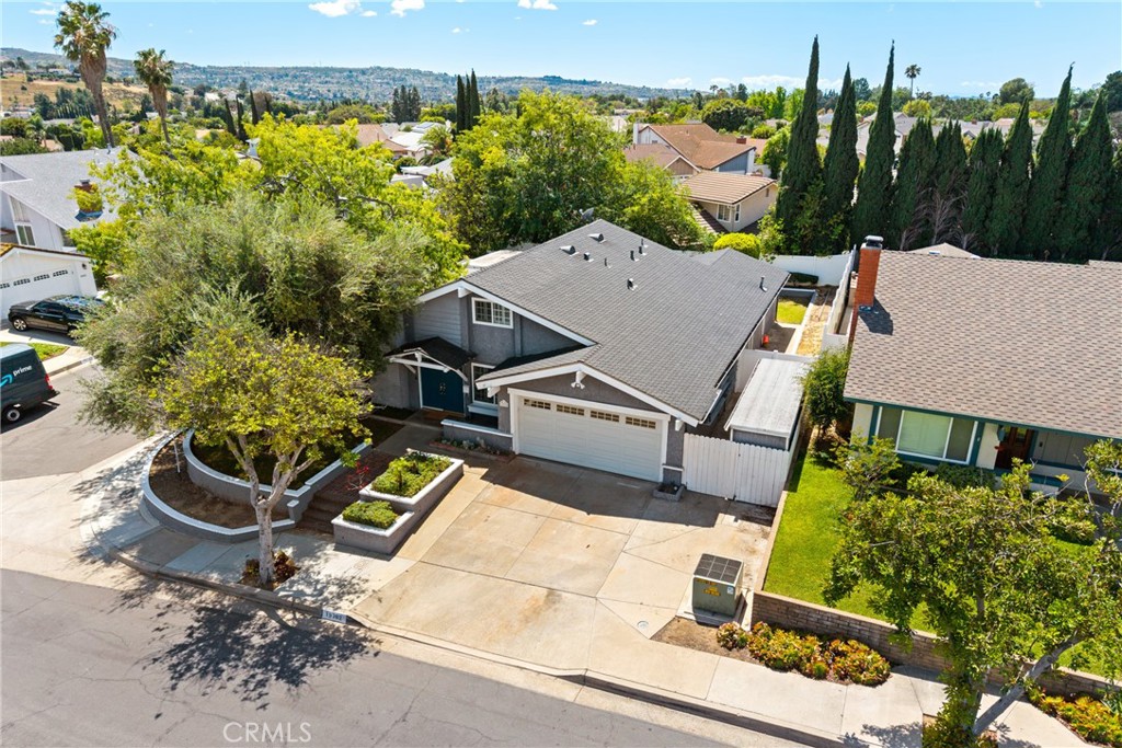 19762 Ridgewood Place