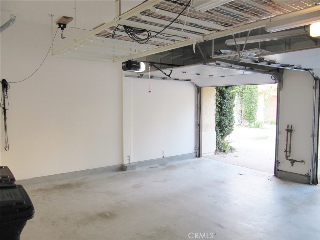 17 Savona Court