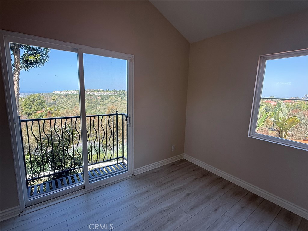 17 Savona Court
