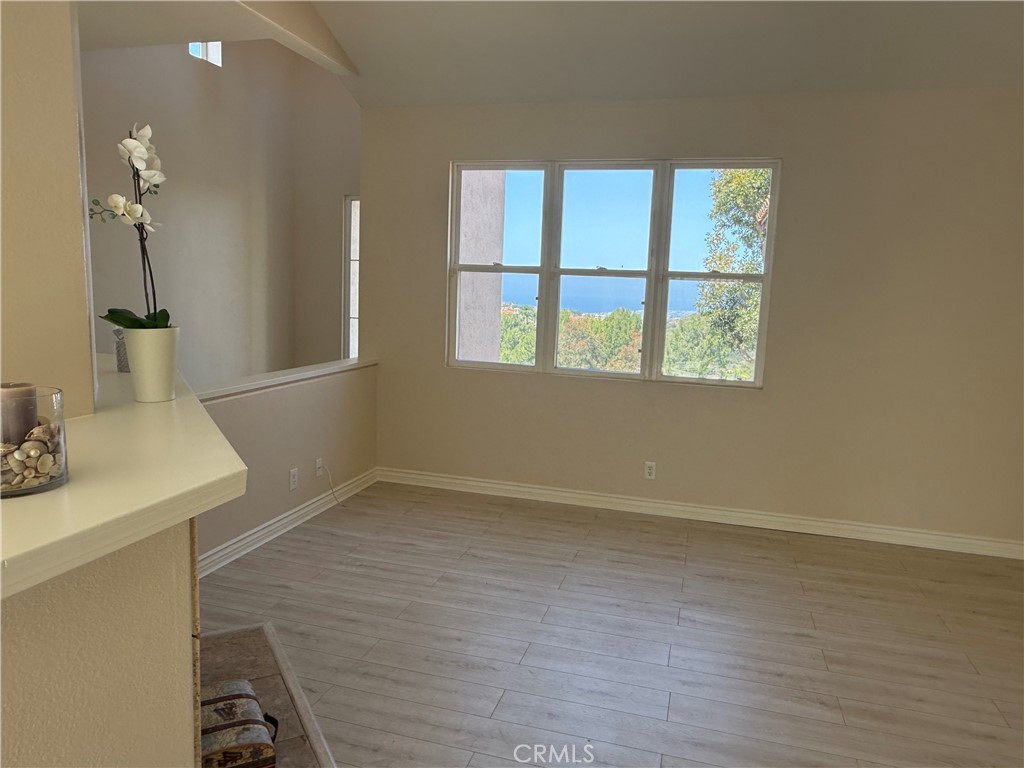 17 Savona Court