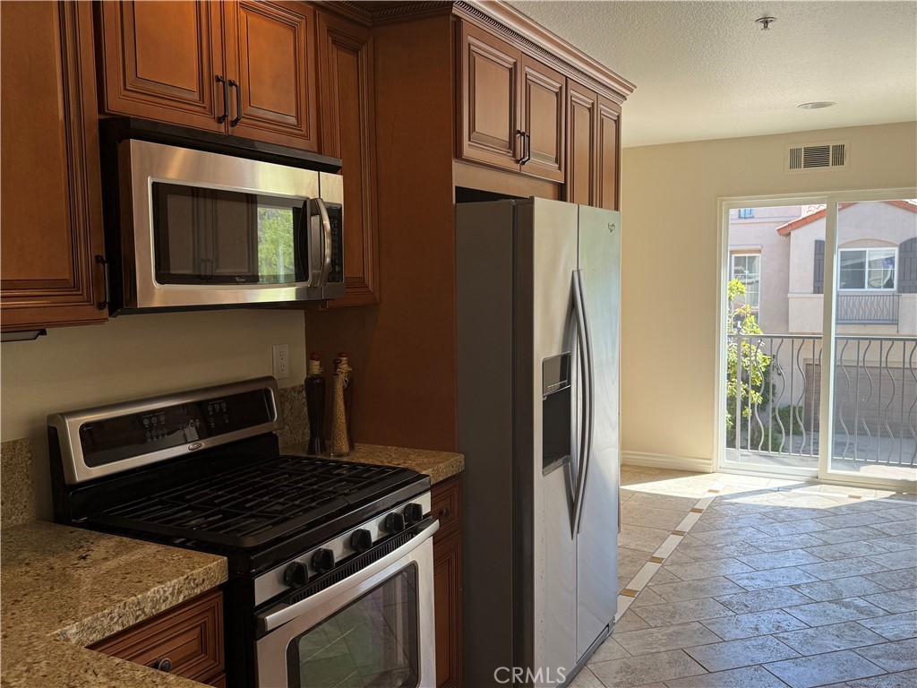 17 Savona Court