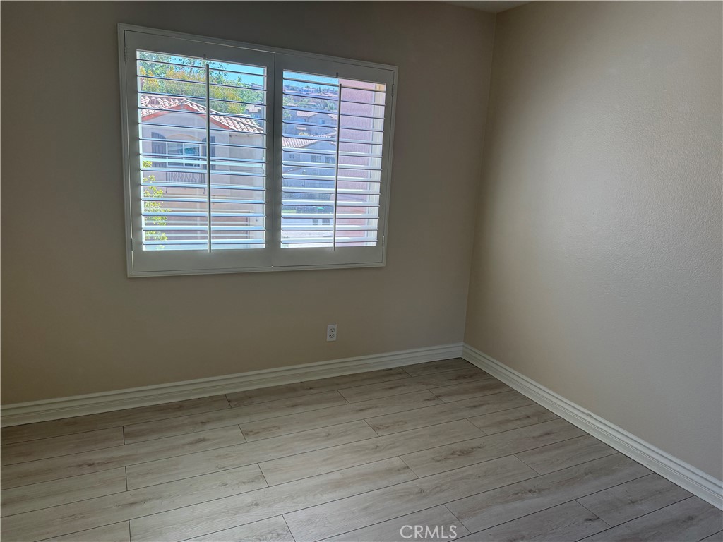 17 Savona Court