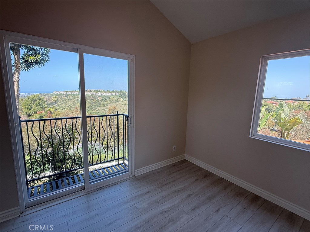 17 Savona Court