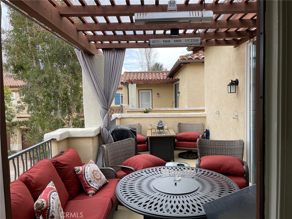 17 Savona Court