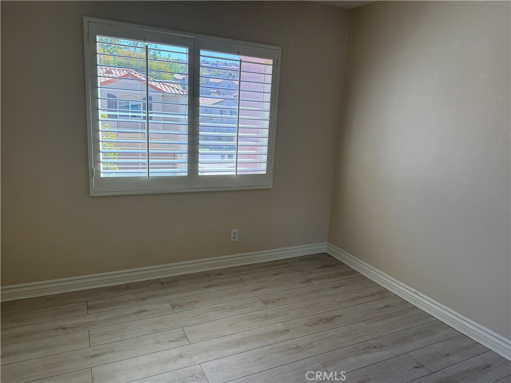 17 Savona Court