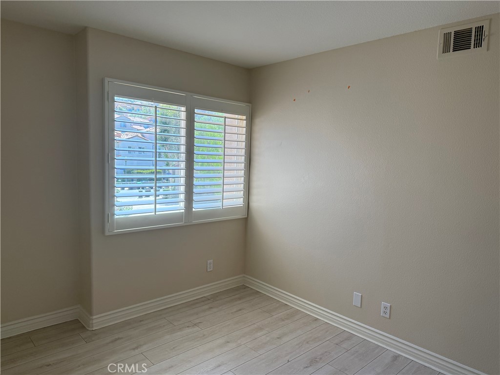 17 Savona Court