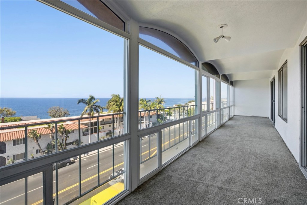 240 Moss Street 8