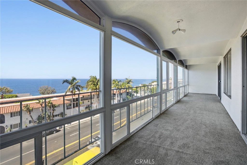 240 Moss Street 8