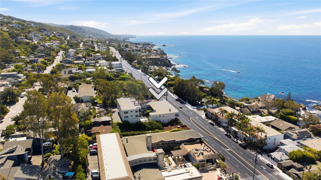240 Moss Street 8