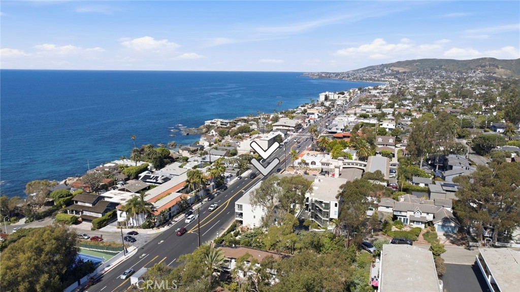 240 Moss Street 8