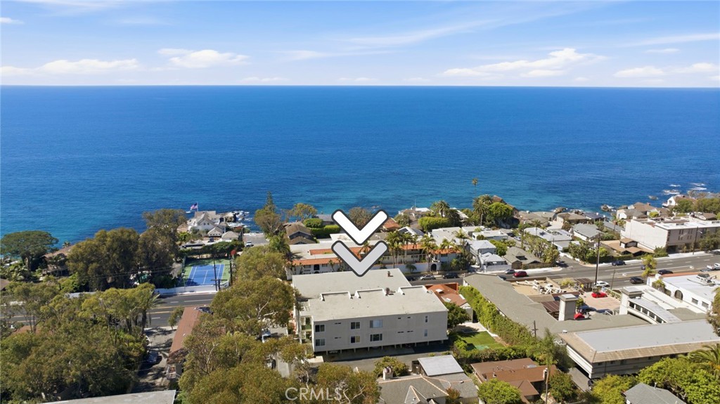240 Moss Street 8