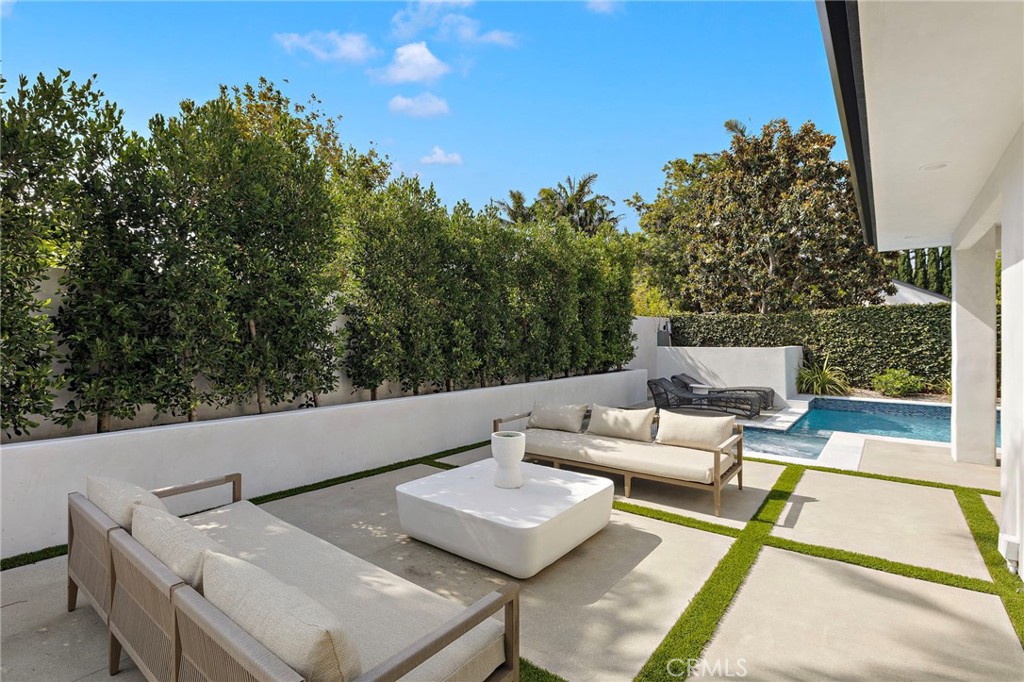 1312 Dover Drive