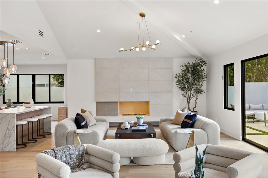 1312 Dover Drive